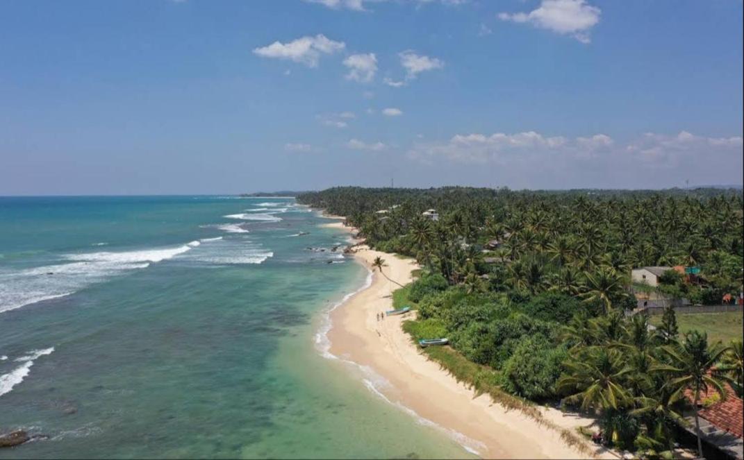 Blue Corals Beach Bungalow Matara Eksteriør billede