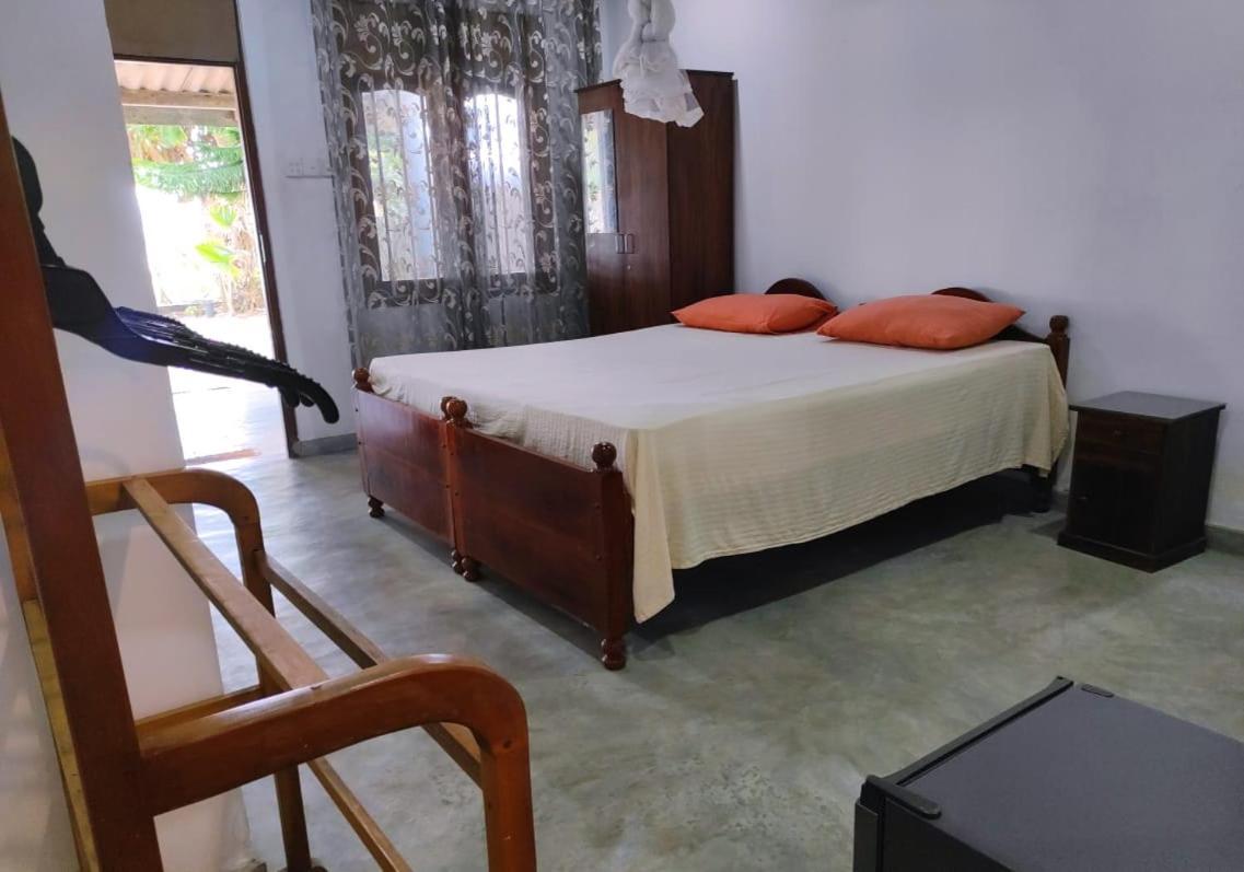 Blue Corals Beach Bungalow Matara Værelse billede